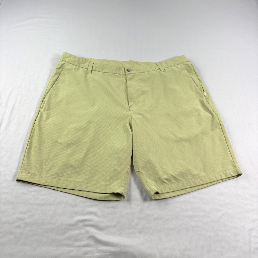 Lululemon ABC Shorts Mens 38 Green Woven Air Chino Stretch Tech Preppy